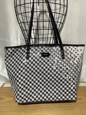 Nine West Star Print Clear Sequins /Vegan leather Straps &Trim-Office to Evening